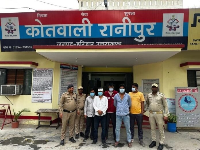 होटल में डीजे को लेकर मारपीट, डीजे वाले बाबू’ सहित 5 हिरासत में