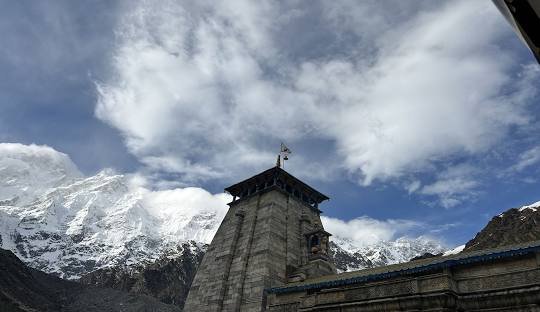 दो सौ सीसीटीवी कैमरों से होगी बाबा केदारनाथ यात्रा की निगरानी, 14 एसओएस प्वाइंट सक्रिय